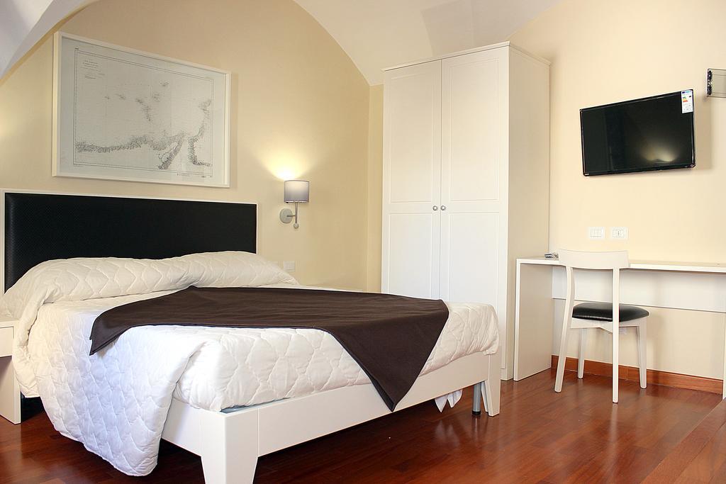 Faro Bianco Gallipoli - Suites & Apartments 外观 照片