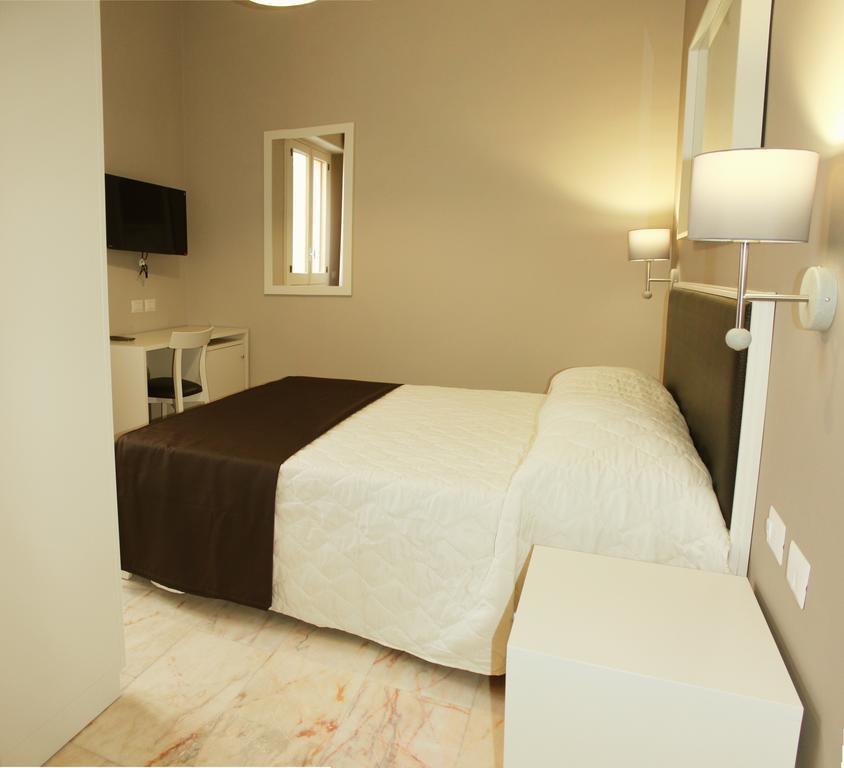 Faro Bianco Gallipoli - Suites & Apartments 外观 照片
